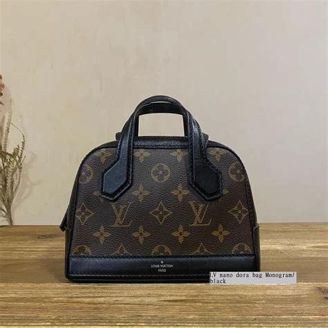 LOUIS VUITTON Monogram Dora Nano Black 